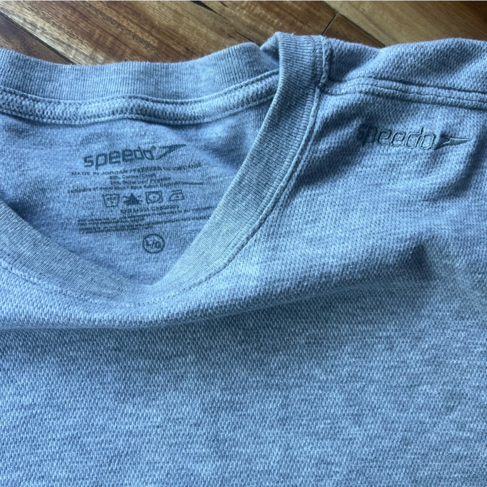 Vintage Speedo Men's sleeveless shirt - Picture 2 of 7